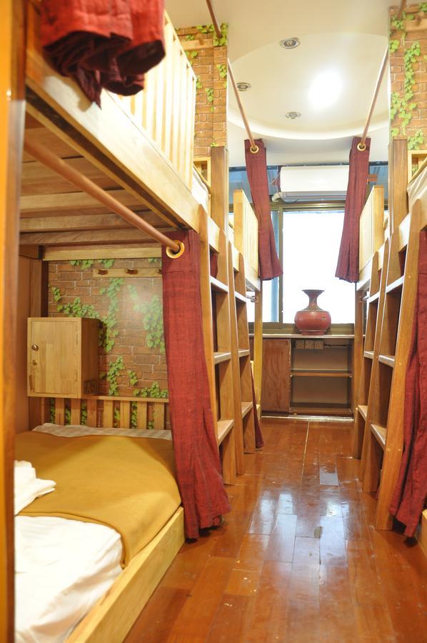 Asian Bliss Myanmar Hostel Yangon Dış mekan fotoğraf